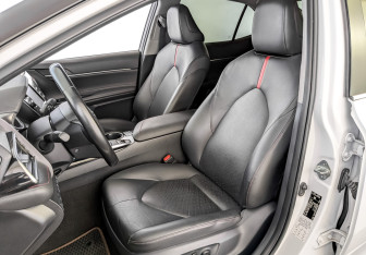 Подержанный автомобиль Toyota Camry Sedan 2020 года (21 фото)
