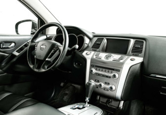 Подержанный автомобиль Nissan Murano Suv 2015 года (5 фото)
