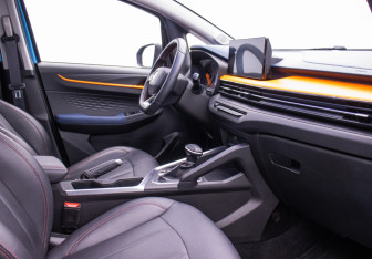 Подержанный автомобиль LIVAN X3Pro 2023 года (9 фото)