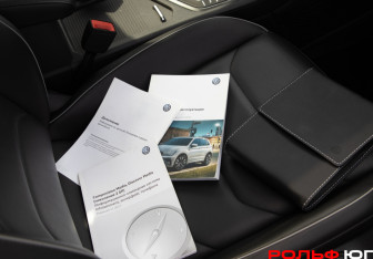 Подержанный автомобиль Volkswagen Tiguan 2018 года (22 фото)