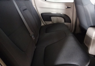 Подержанный автомобиль Mitsubishi L200 2008 года (10 фото)