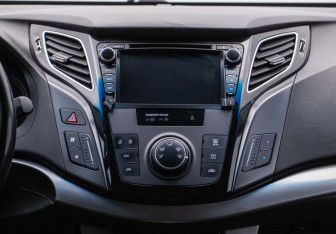 Подержанный автомобиль Hyundai i40 Wagon 2014 года (14 фото)