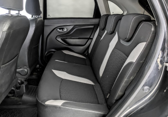 Подержанный автомобиль LADA (ВАЗ) XRAY 2016 года (12 фото)