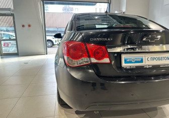 Подержанный автомобиль Chevrolet Cruze Sedan 2012 года (9 фото)