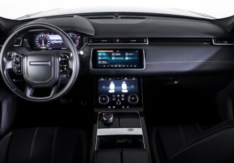 Подержанный автомобиль Land Rover Range Rover Velar 2019 года (12 фото)