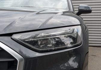 Подержанный автомобиль Audi Q5 2021 года (10 фото)