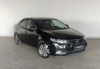 Подержанный автомобиль Kia Cerato Sedan 2013 года (3 фото)