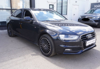 Подержанный автомобиль Audi A4 Sedan 2012 года (3 фото)