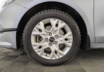 Подержанный автомобиль Kia Ceed Wagon 2021 года (12 фото)