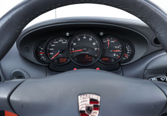 Подержанный автомобиль Porsche 911 Coupe 1999 года (15 фото)