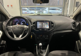 Подержанный автомобиль LADA (ВАЗ) XRAY 2018 года (14 фото)