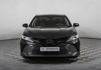 Подержанный автомобиль Toyota Camry Sedan 2020 года (2 фото)
