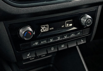 Подержанный автомобиль Skoda Rapid Liftback 2020 года (21 фото)