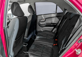 Подержанный автомобиль Kia Picanto 2013 года (12 фото)