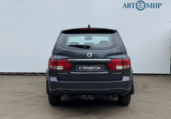 Подержанный автомобиль SsangYong Kyron 2013 года (6 фото)