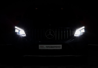 Подержанный автомобиль Mercedes-Benz GLE 2016 года (21 фото)