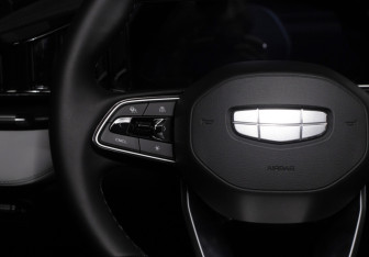 Новый Geely Atlas 2025 (21 фото)