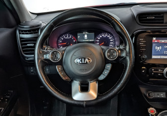 Подержанный автомобиль Kia Soul 2018 года (22 фото)
