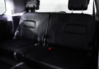 Подержанный автомобиль Toyota Land Cruiser Suv 2012 года (13 фото)