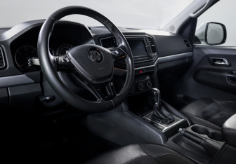 Подержанный автомобиль Volkswagen Amarok 2017 года (14 фото)