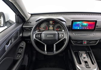 Подержанный автомобиль Haval Jolion 2023 года (21 фото)