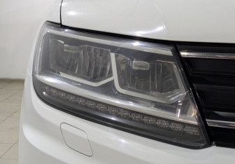 Подержанный автомобиль Volkswagen Tiguan 2020 года (11 фото)