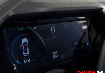 Подержанный автомобиль Geely Monjaro 2023 года (9 фото)