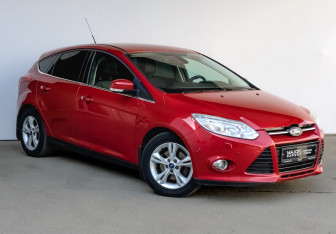 Подержанный автомобиль Ford Focus Hatchback 2012 года (3 фото)