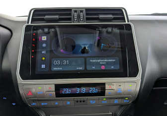 Подержанный автомобиль Toyota Land Cruiser Prado 2021 года (25 фото)