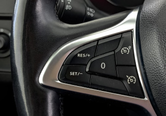 Подержанный автомобиль Renault Duster 2021 года (27 фото)