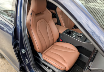 Подержанный автомобиль Omoda C5 2024 года (24 фото)