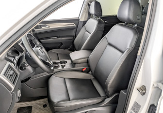 Подержанный автомобиль Volkswagen Teramont 2019 года (21 фото)