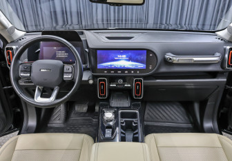 Подержанный автомобиль Haval Dargo 2023 года (14 фото)