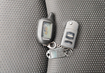 Подержанный автомобиль Mazda 3 Sedan 2012 года (16 фото)