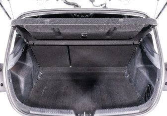 Подержанный автомобиль Kia Ceed Hatchback 2017 года (12 фото)