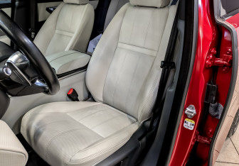 Подержанный автомобиль Land Rover Range Rover Velar 2018 года (20 фото)