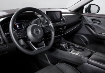 Подержанный автомобиль Nissan Rogue 2020 года (14 фото)