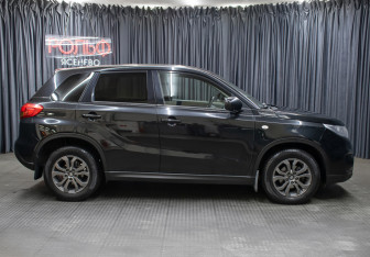 Подержанный автомобиль Suzuki Vitara 2016 года (4 фото)