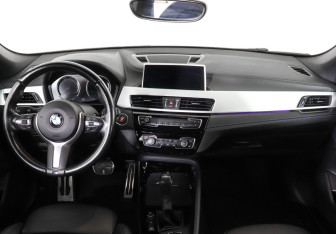 Подержанный автомобиль BMW X2 2021 года (10 фото)