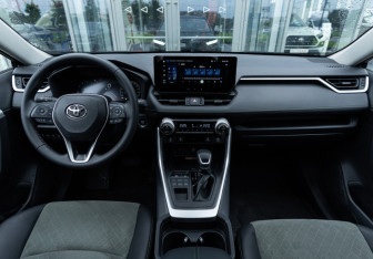 Новый Toyota RAV4 2025 (35 фото)
