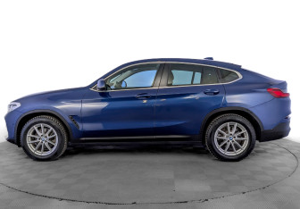 Подержанный автомобиль BMW X4 2019 года (8 фото)