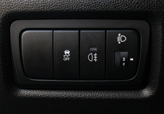 Подержанный автомобиль SsangYong Actyon 2014 года (14 фото)