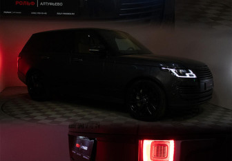Подержанный автомобиль Land Rover Range Rover 2021 года (9 фото)