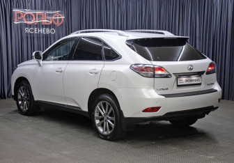 Подержанный автомобиль Lexus RX 2015 года (7 фото)