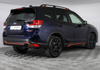 Подержанный автомобиль Subaru Forester Suv 2020 года (5 фото)