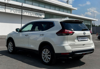 Подержанный автомобиль Nissan X-Trail 2020 года (7 фото)