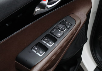 Подержанный автомобиль Kia Sorento 2019 года (21 фото)