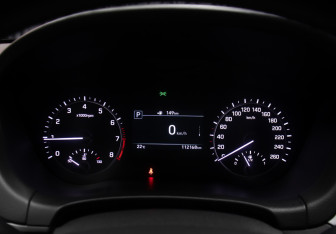 Подержанный автомобиль Genesis G80 2019 года (12 фото)