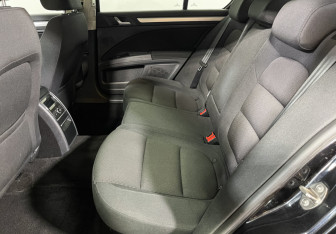 Подержанный автомобиль Skoda Superb Liftback 2013 года (10 фото)