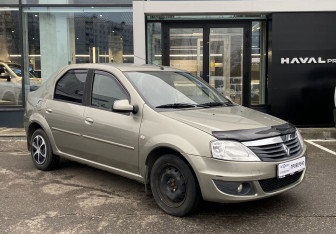 Подержанный автомобиль Renault Logan Sedan 2010 года (3 фото)